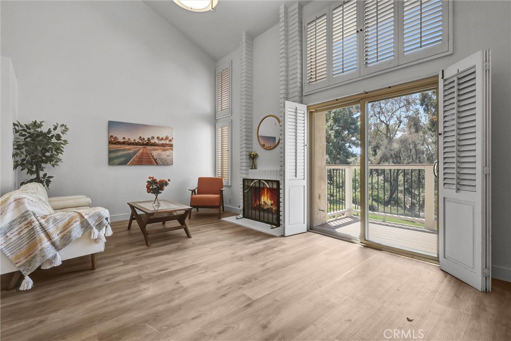 MLS #OC25167471 image #4