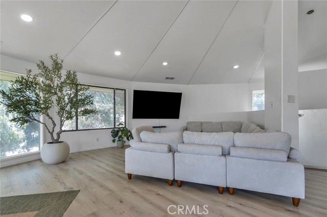 MLS #OC25167534 image #20