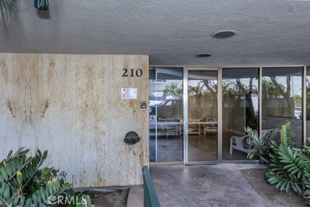 MLS #OC25167570 image #0
