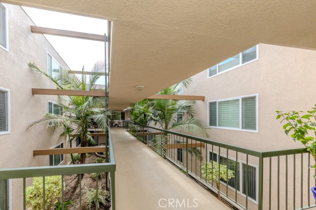 MLS #OC25167570 image #2