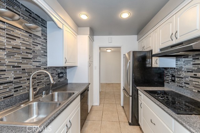 MLS #OC25167570 image #6