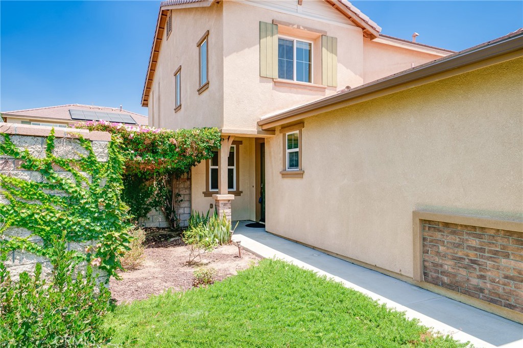 MLS #OC25167721 image #3