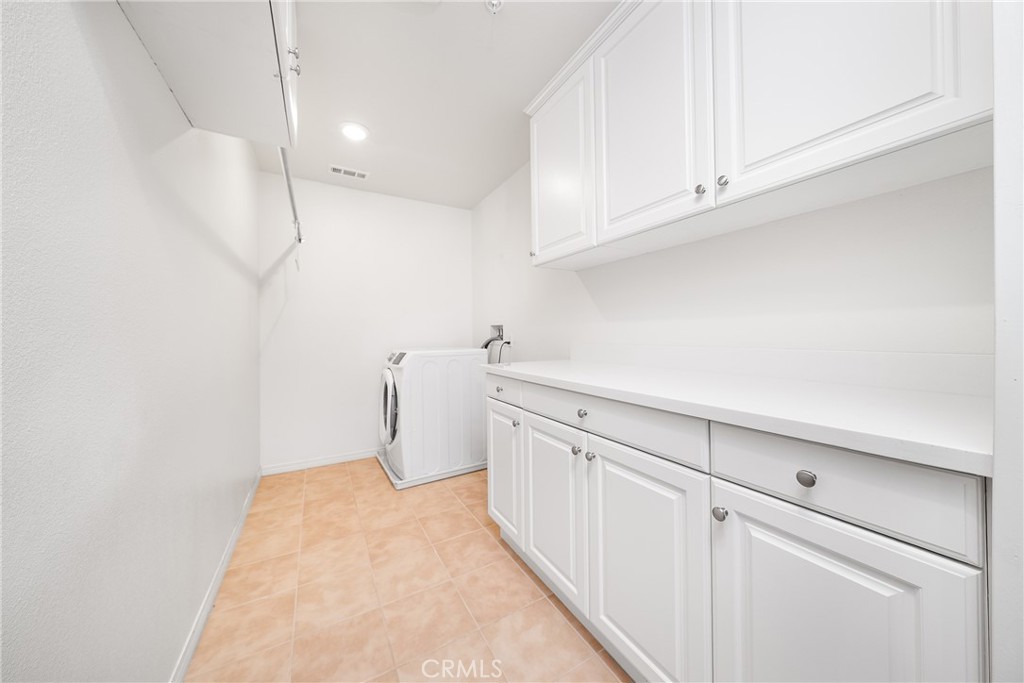 MLS #OC25167721 image #31