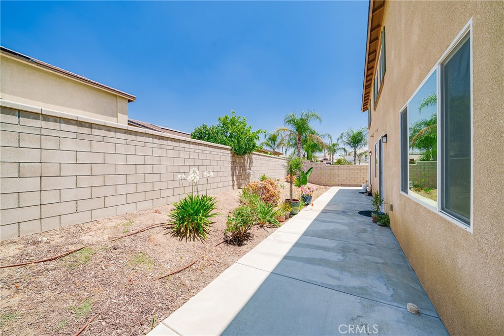 MLS #OC25167721 image #37