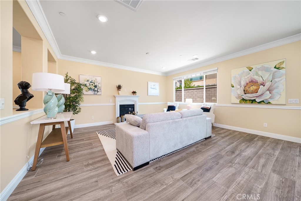 MLS #OC25167721 image #6