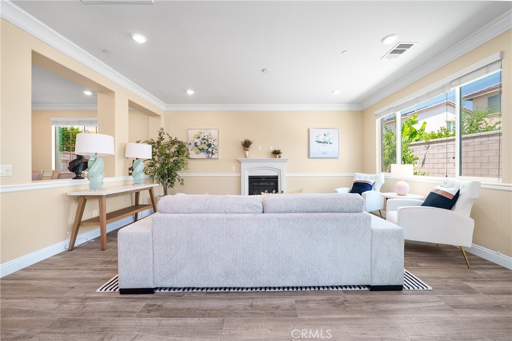 MLS #OC25167721 image #7