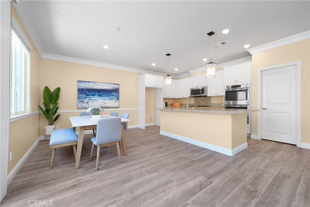 MLS #OC25167721 image #9