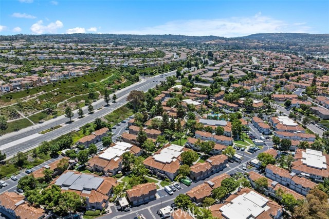 MLS #OC25167823 image #31