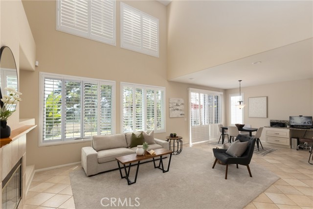 MLS #OC25167930 image #2