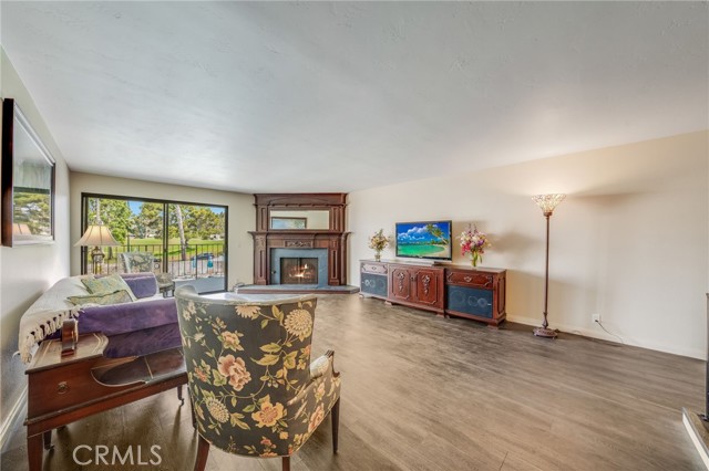 MLS #OC25167956 image #5