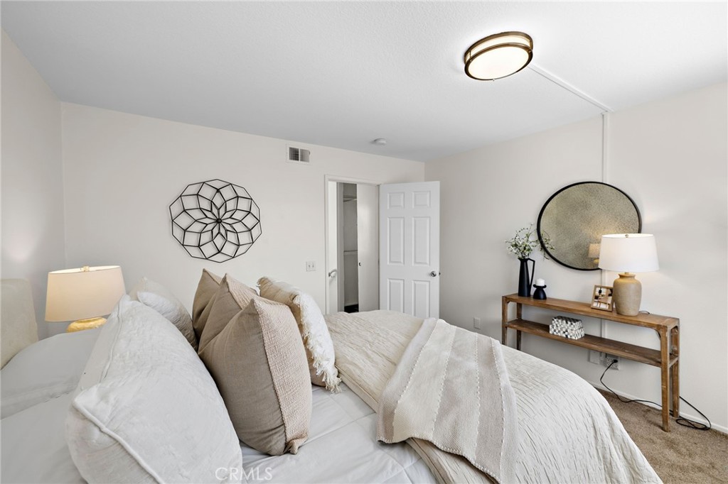 MLS #OC25167985 image #20