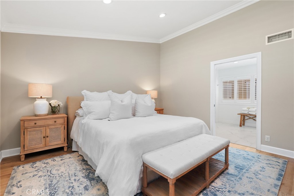 MLS #OC25168024 image #14