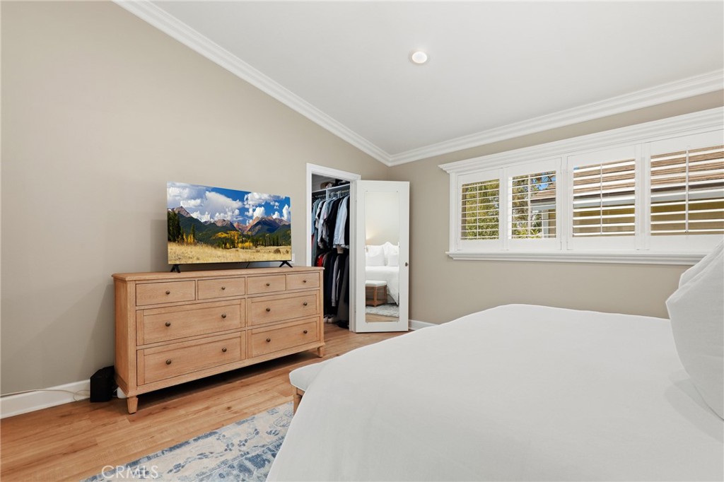 MLS #OC25168024 image #16