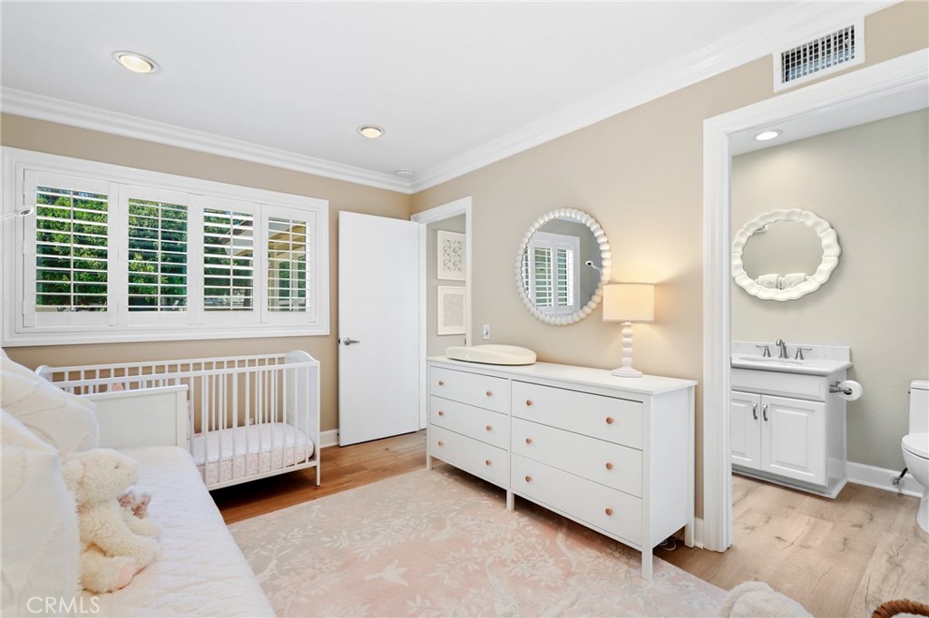 MLS #OC25168024 image #19