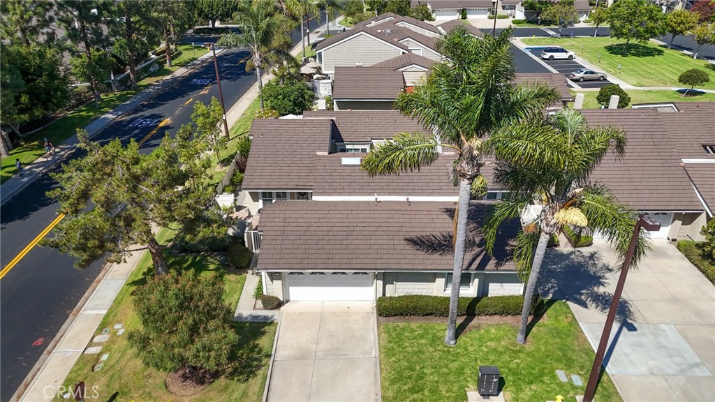 MLS #OC25168024 image #39