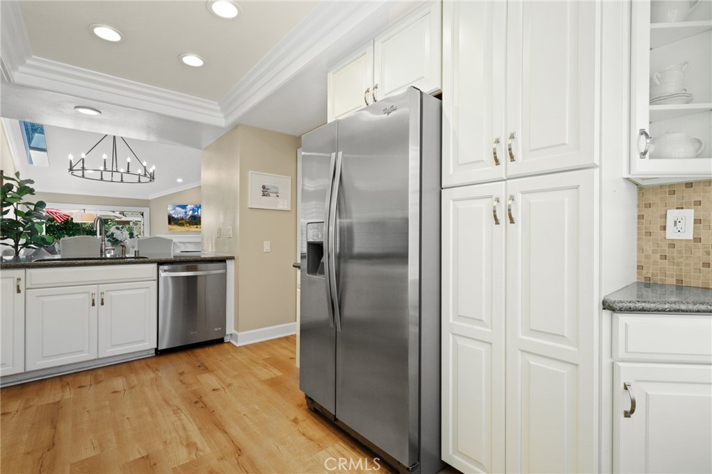 MLS #OC25168024 image #8