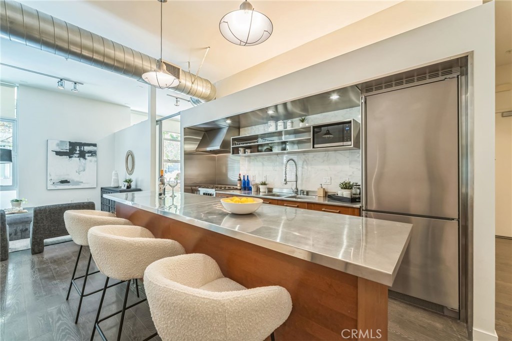 MLS #OC25168105 image #10