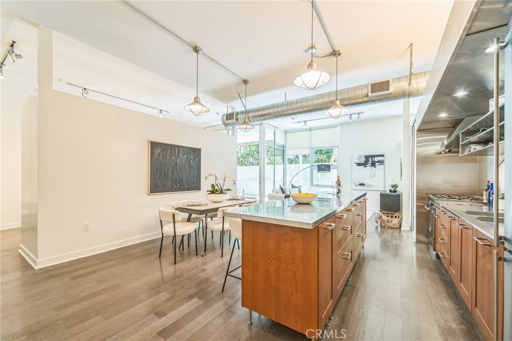 MLS #OC25168105 image #11