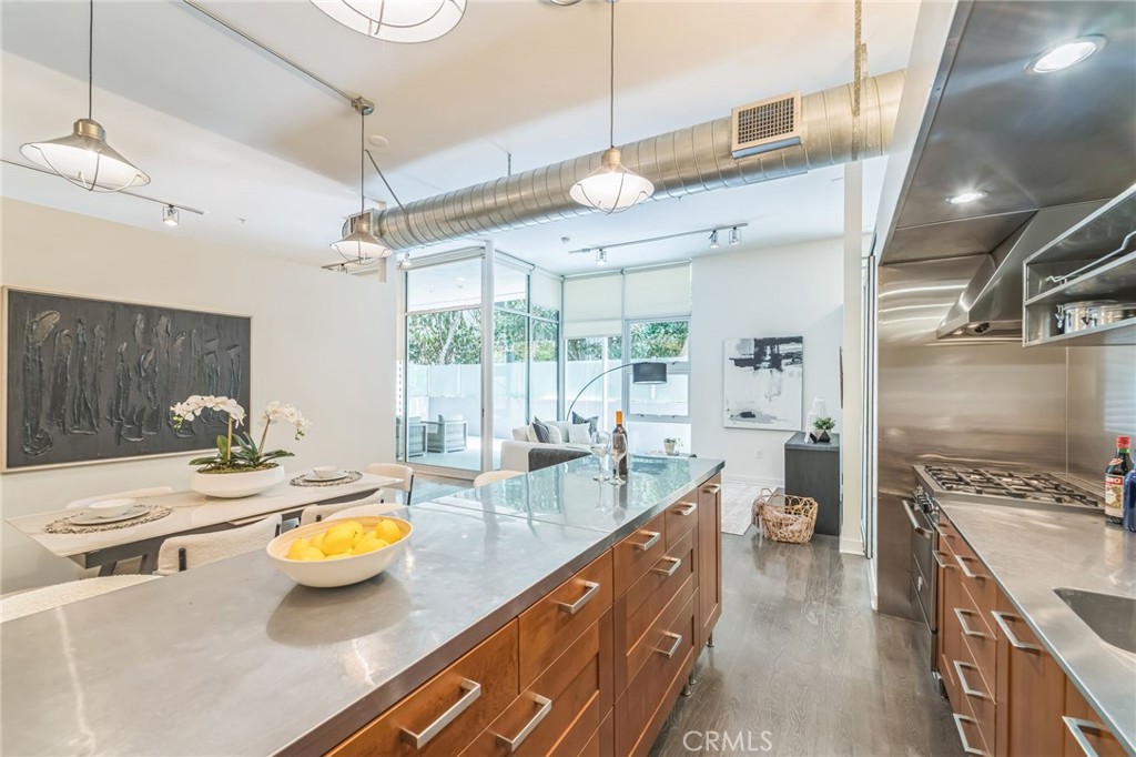 MLS #OC25168105 image #13