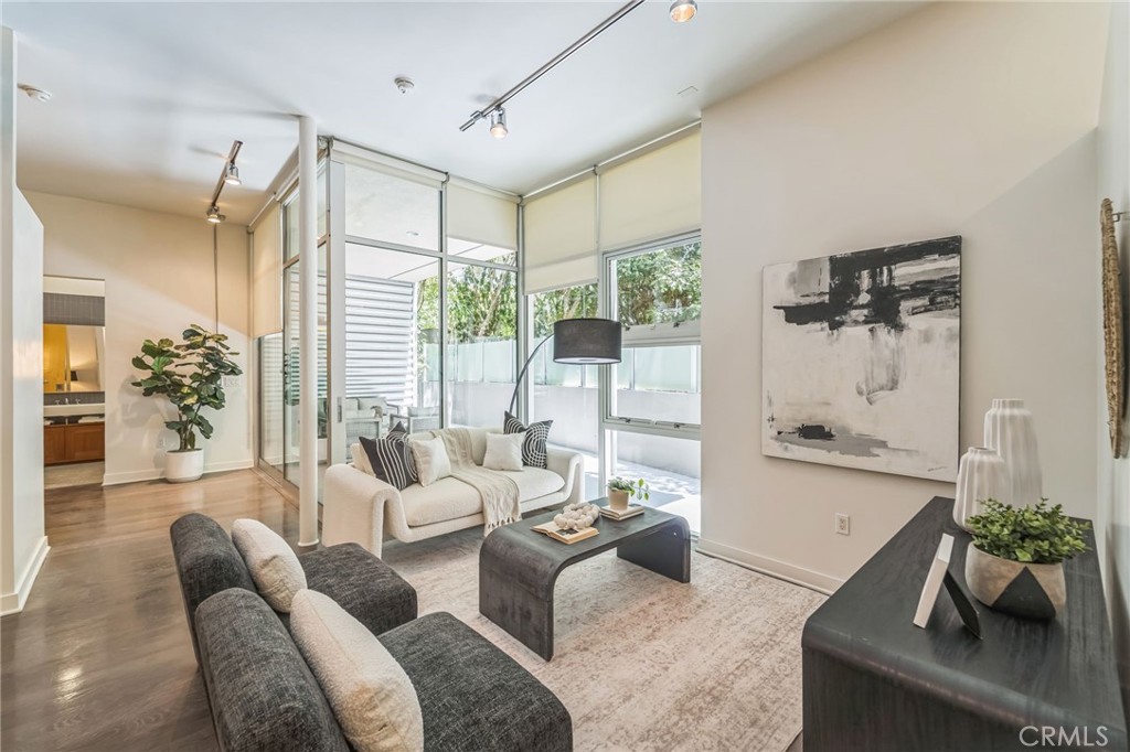 MLS #OC25168105 image #14