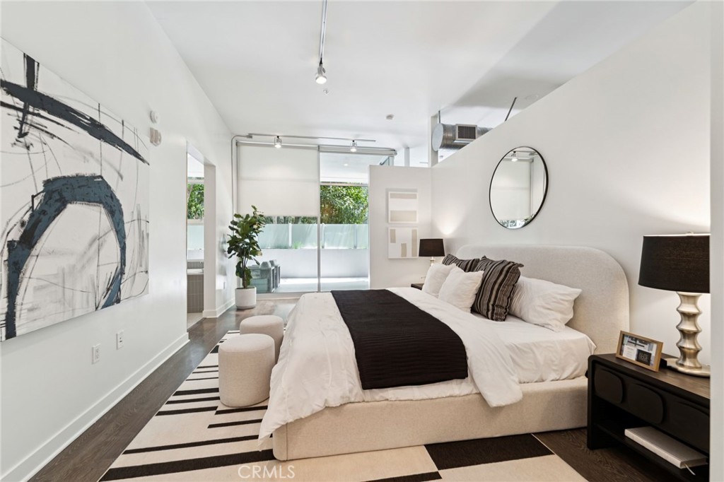 MLS #OC25168105 image #29