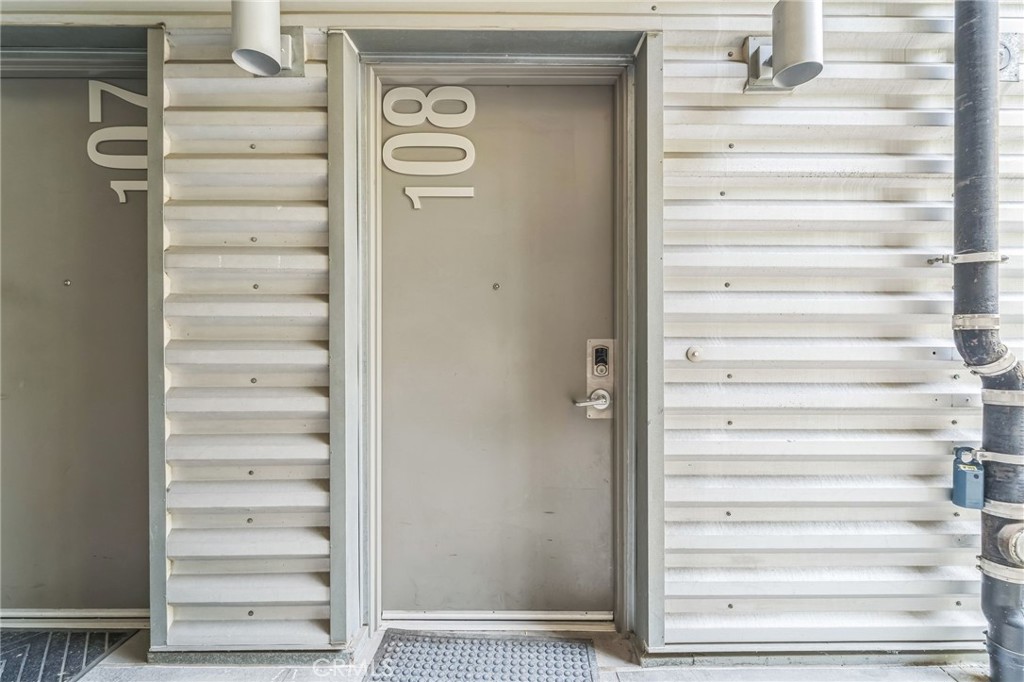 MLS #OC25168105 image #5