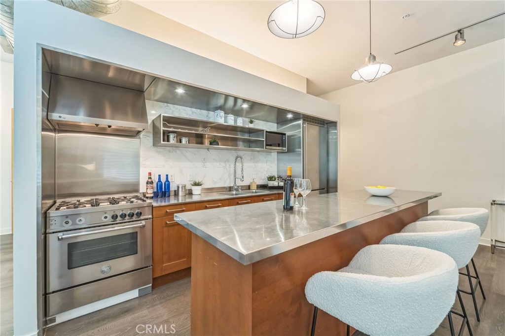 MLS #OC25168105 image #8