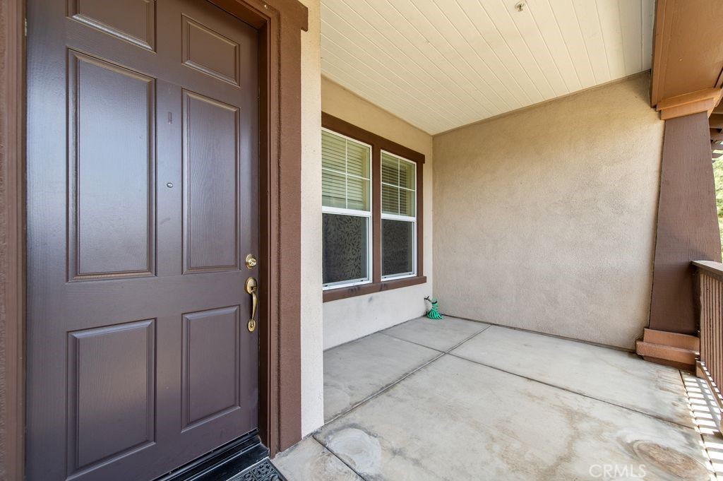 MLS #OC25168259 image #1