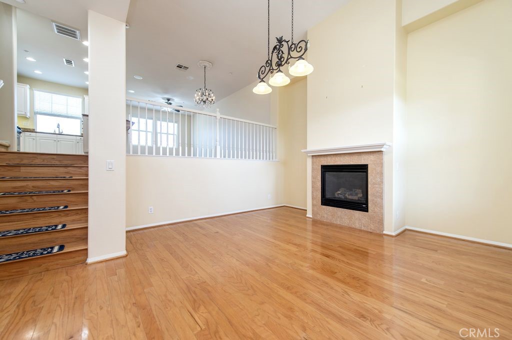 MLS #OC25168259 image #2