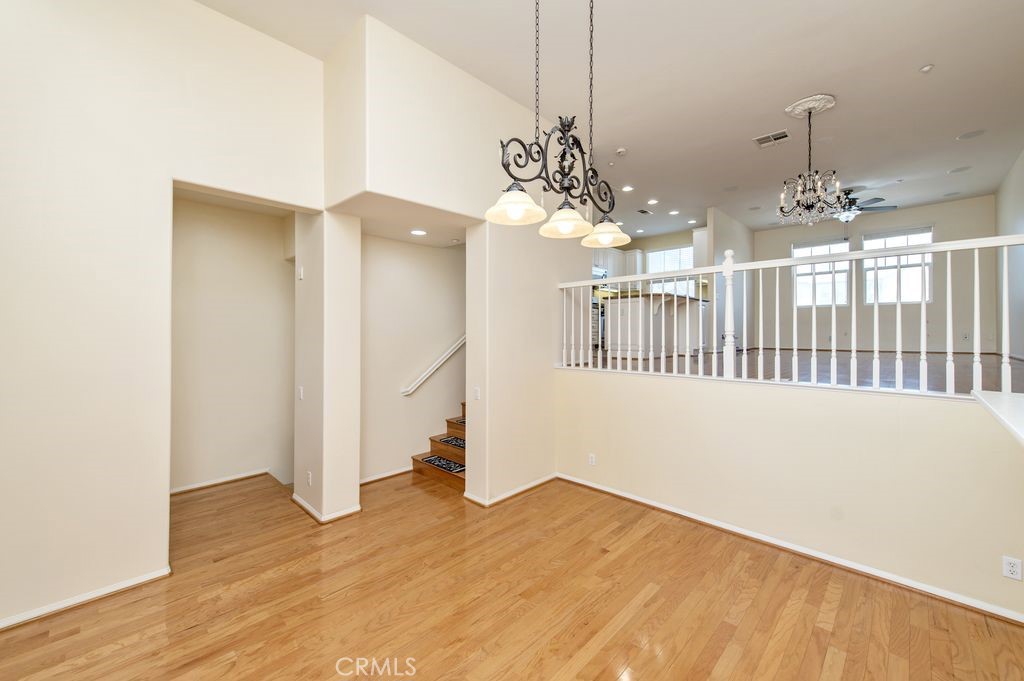 MLS #OC25168259 image #5