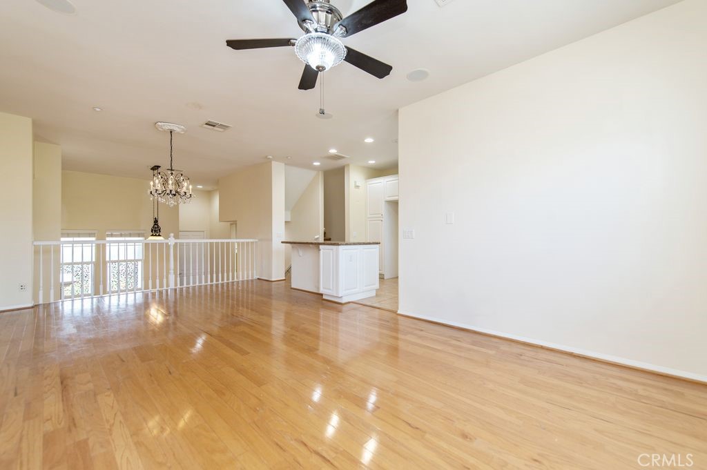 MLS #OC25168259 image #8