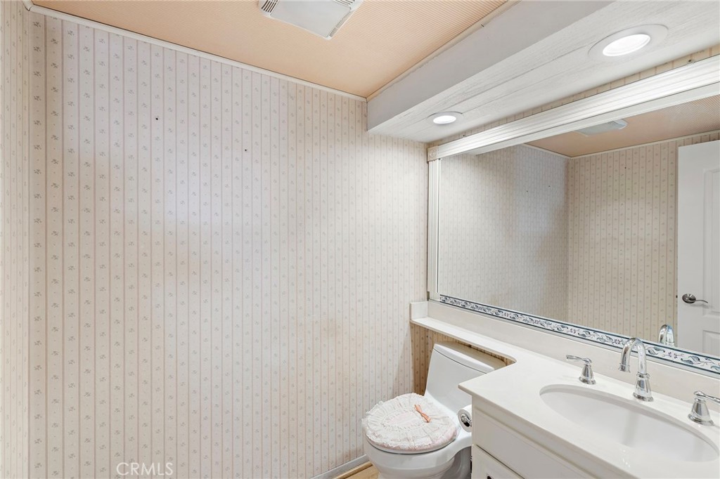 MLS #OC25168286 image #27