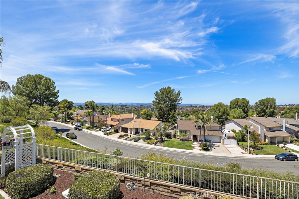 MLS #OC25168286 image #38