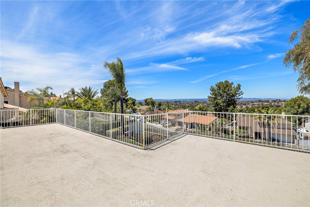 MLS #OC25168286 image #39