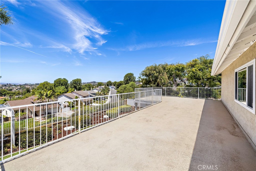 MLS #OC25168286 image #40