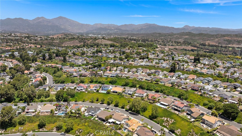 MLS #OC25168286 image #54