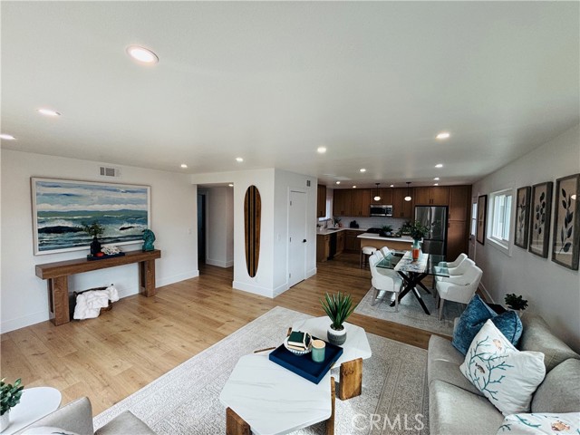 MLS #OC25168524 image #4