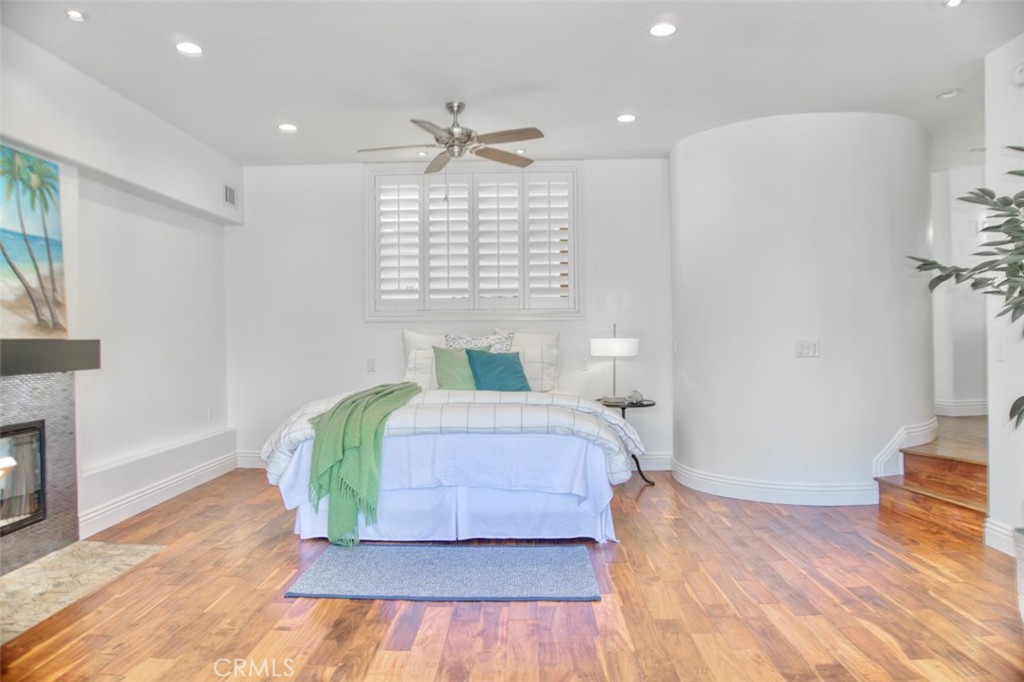 MLS #OC25168605 image #13