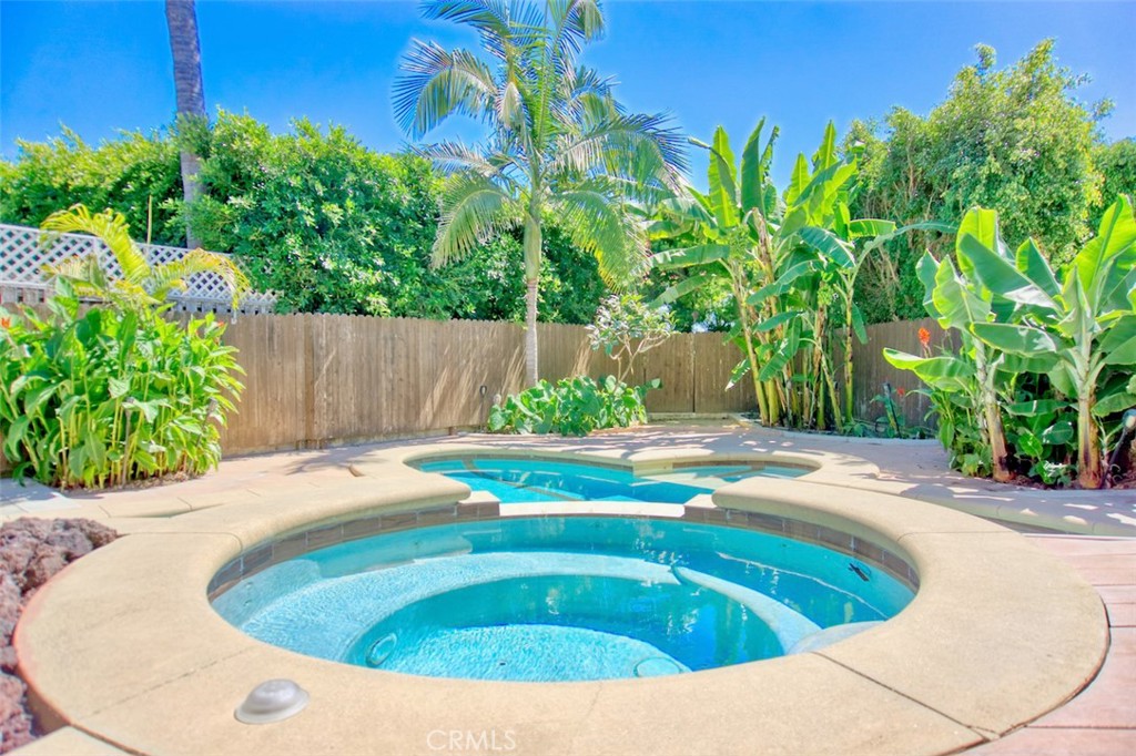 MLS #OC25168605 image #36