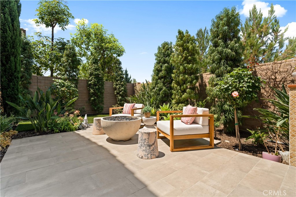 MLS #OC25168660 image #12