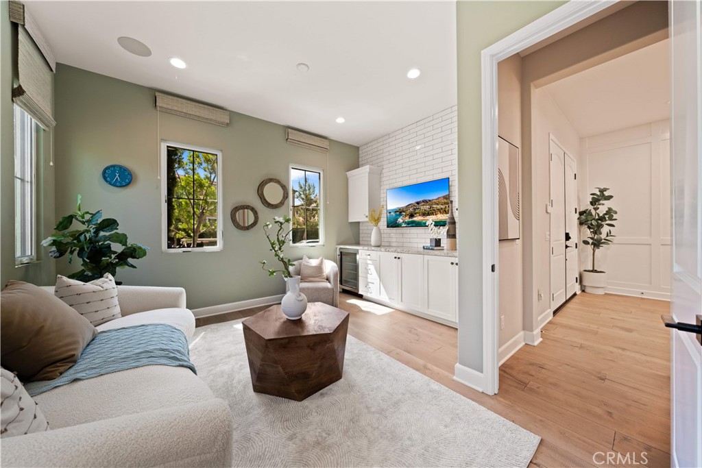 MLS #OC25168660 image #25