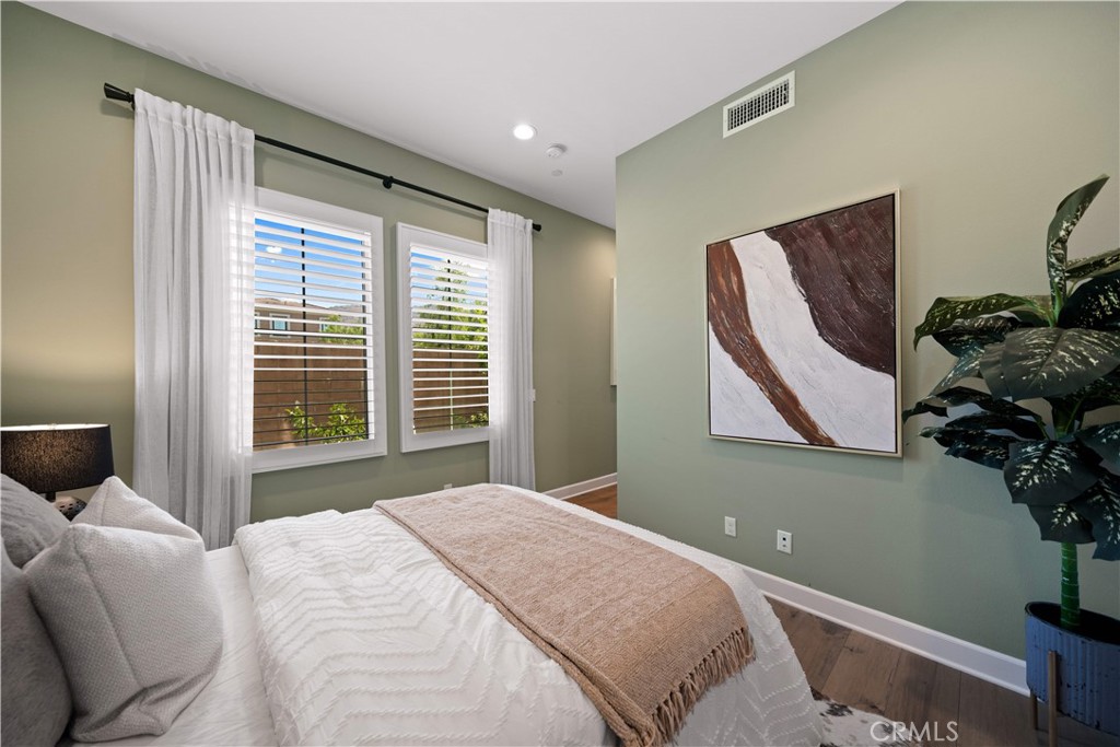 MLS #OC25168660 image #28