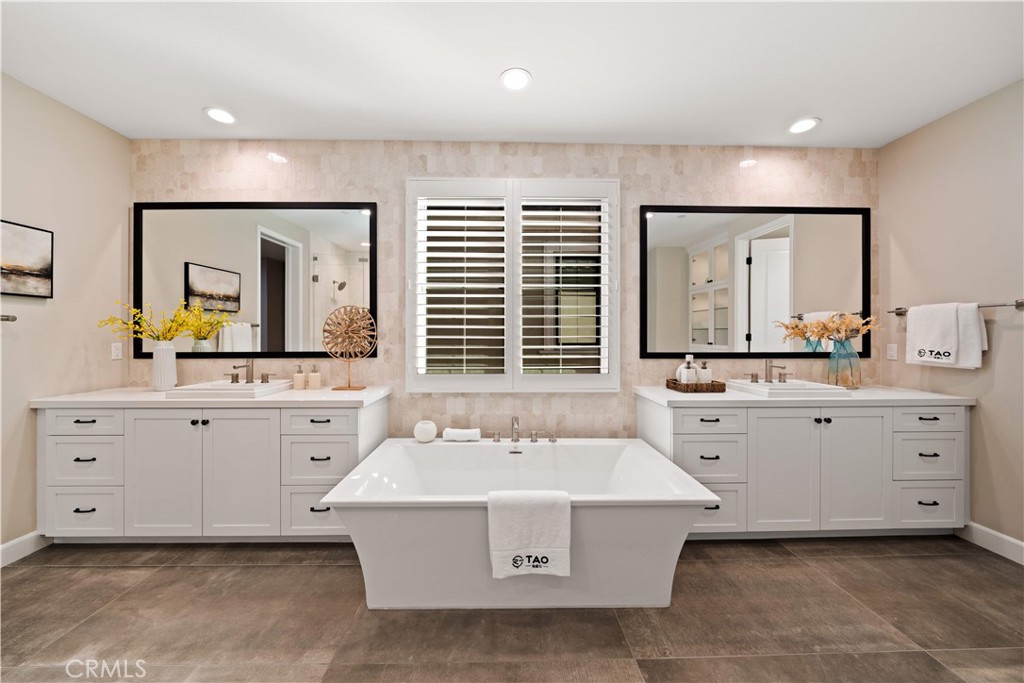 MLS #OC25168660 image #37