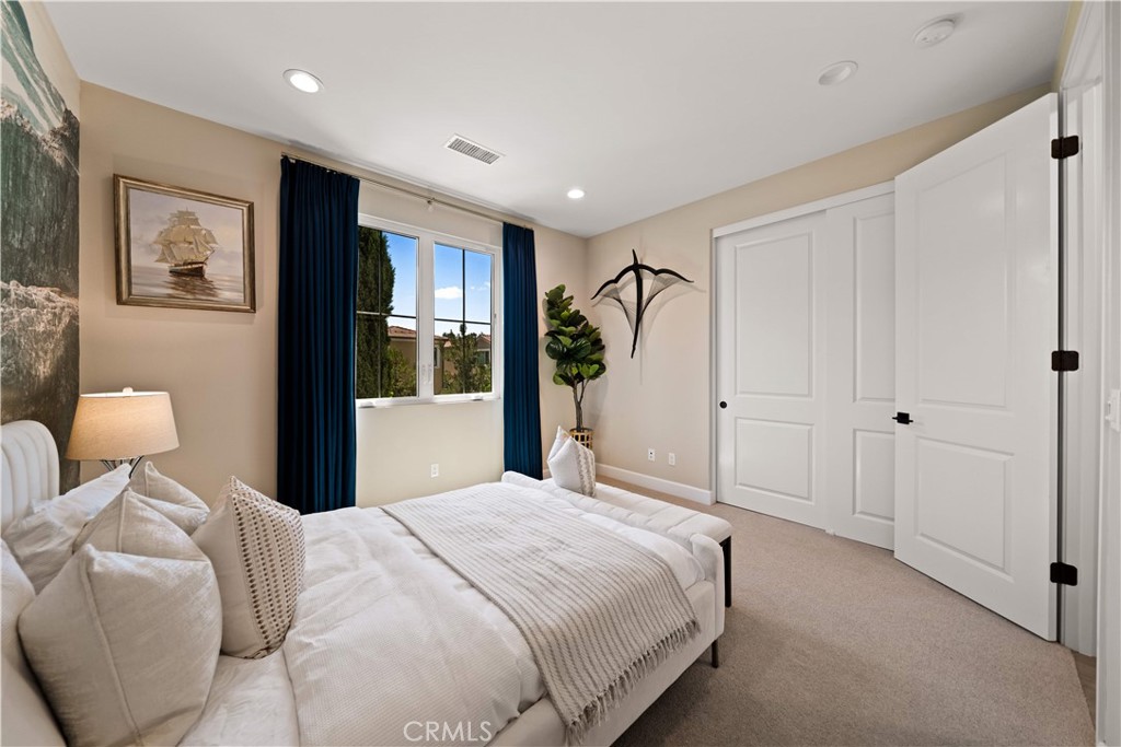 MLS #OC25168660 image #43