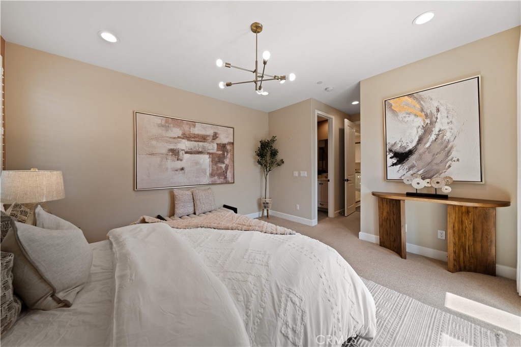 MLS #OC25168660 image #48