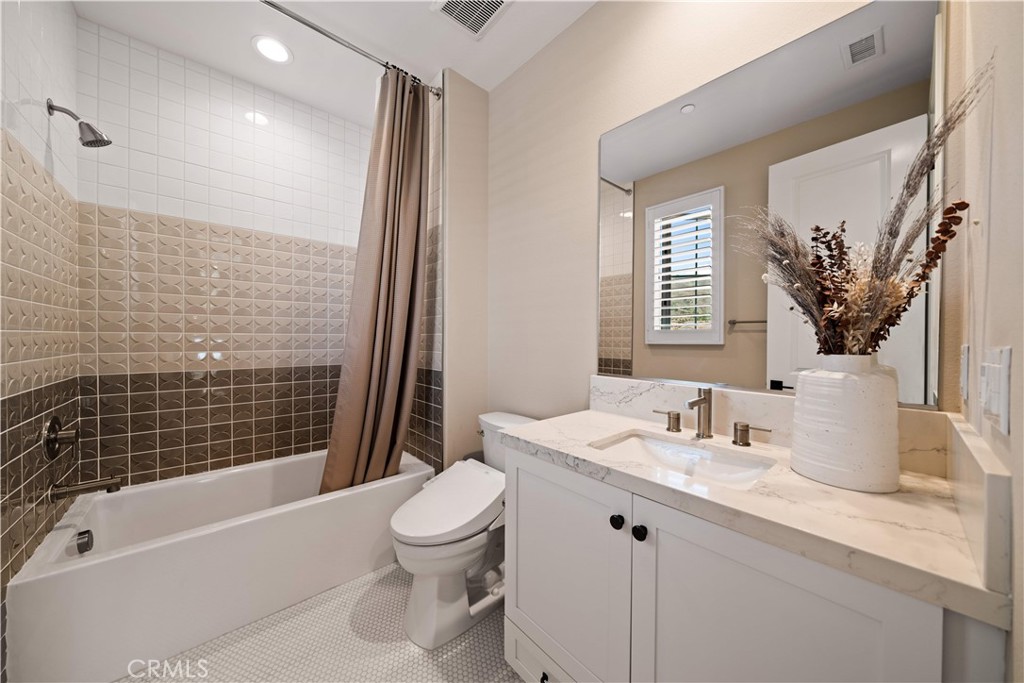 MLS #OC25168660 image #52