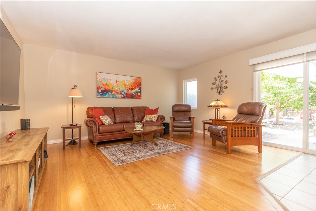 MLS #OC25168742 image #12