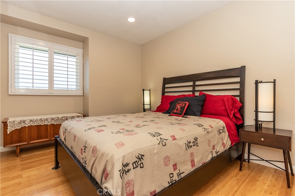 MLS #OC25168742 image #17