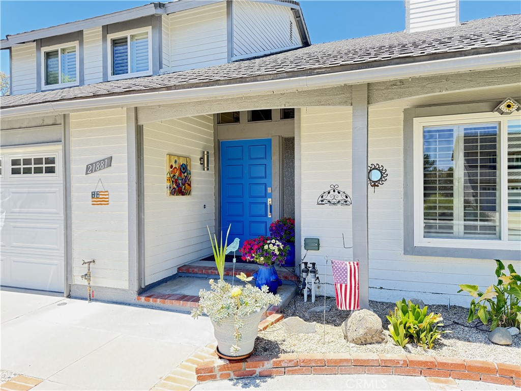 MLS #OC25168742 image #2