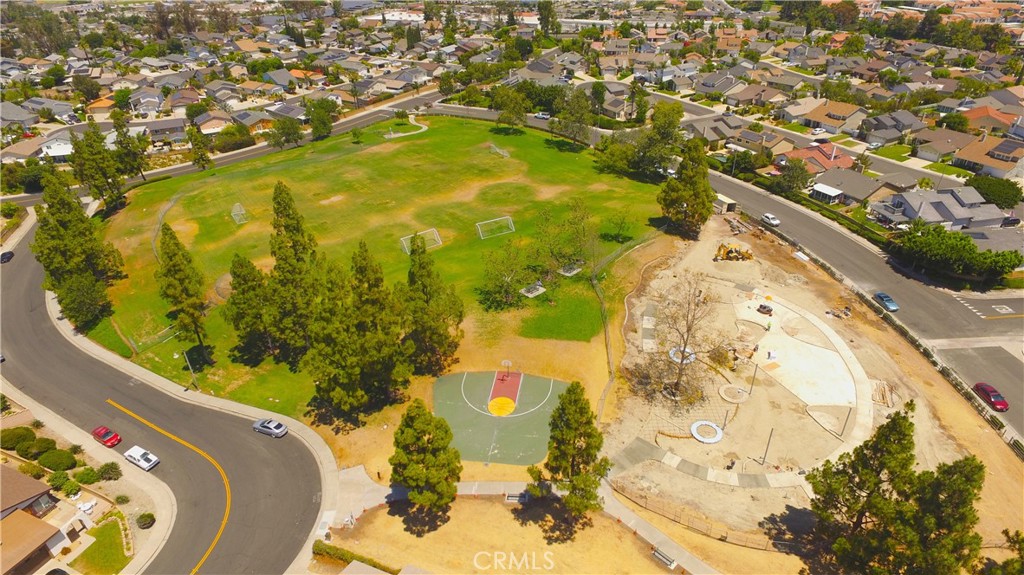 MLS #OC25168742 image #29